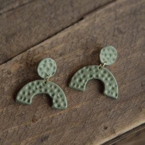 Dimpled Arch Studs | Øredobber